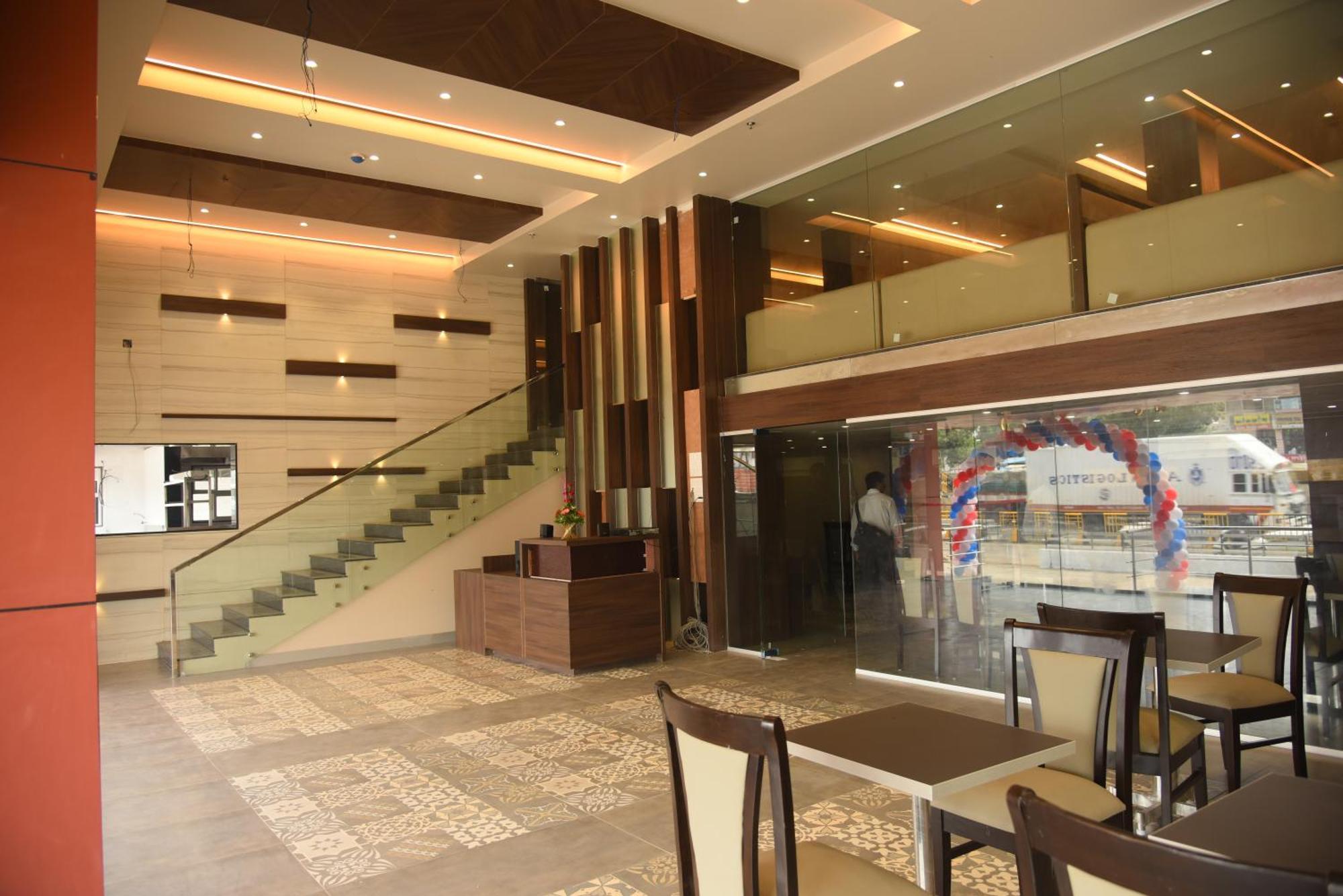 Hotel Shahi Executive Malkapur  Exterior foto